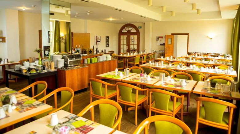 <b>HK Hotel Duesseldorf City Restaurant</b>. Images powered by <a href="https://www.leonardoworldwide.com/" title="Leonardo Worldwide" target="_blank">Leonardo</a>.