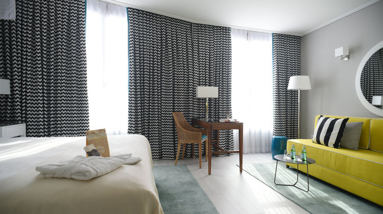 Melody Hotel Suite