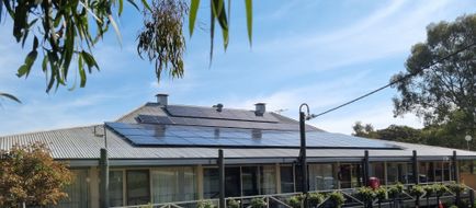 Golden Heritage Motor Inn & Cottages Exterior