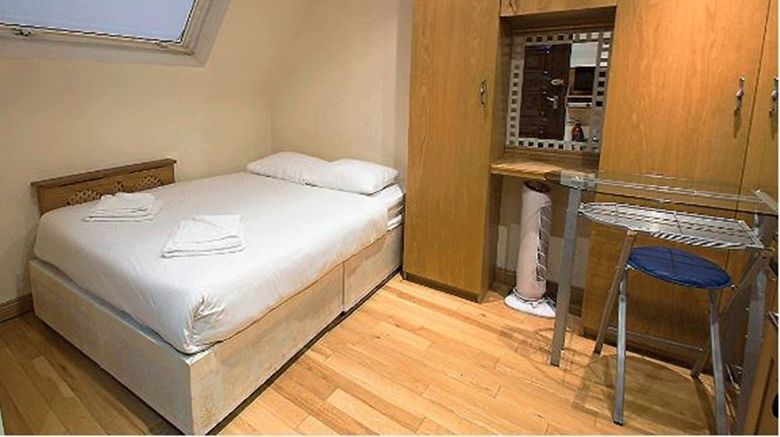 <b>Hyde Park Suites Room</b>. Images powered by <a href="https://www.leonardoworldwide.com/" title="Leonardo Worldwide" target="_blank">Leonardo</a>.