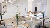 Hotel Dress Code Restaurant
