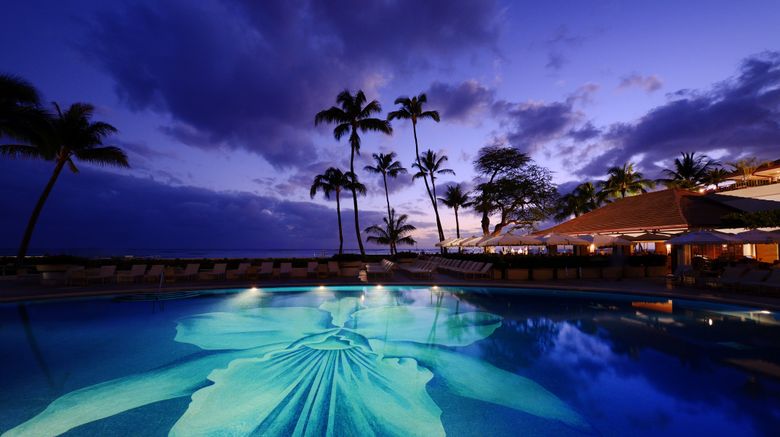 <b>Halekulani Pool</b>. Images powered by <a href="https://www.leonardoworldwide.com/" title="Leonardo Worldwide" target="_blank">Leonardo</a>.