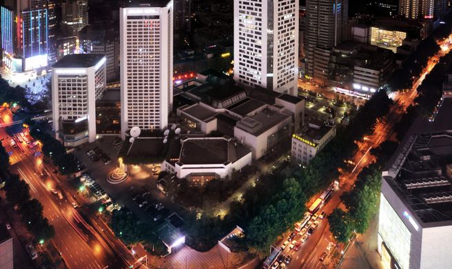 Jinling Hotel Nanjing Exterior