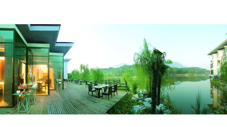 Purple Palace Hotel Restaurant