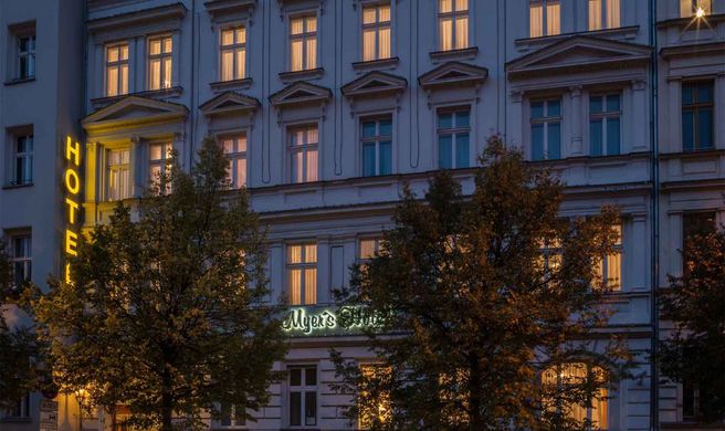 Myer's Hotel Berlin Exterior