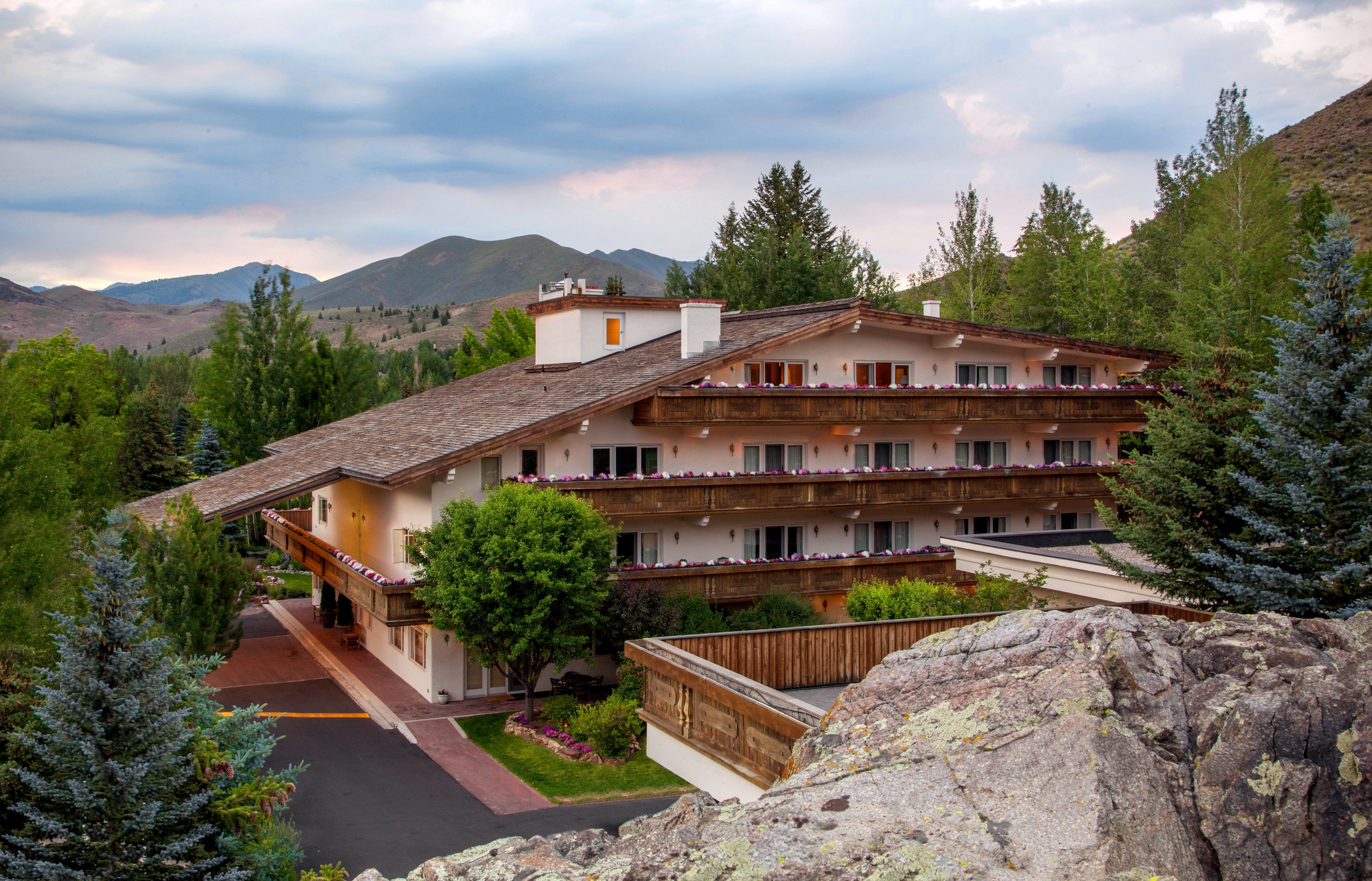 Outdoor online research ketchum