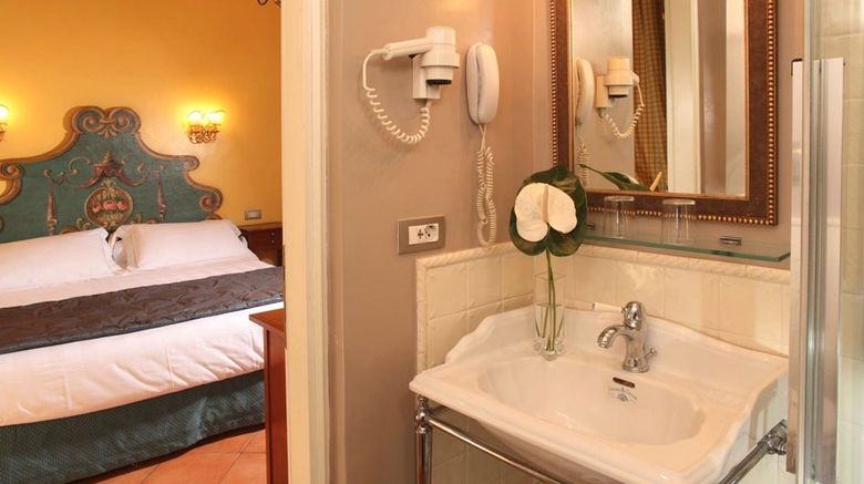 <b>Hotel Mozart Room</b>. Images powered by <a href="https://www.leonardoworldwide.com/" title="Leonardo Worldwide" target="_blank">Leonardo</a>.