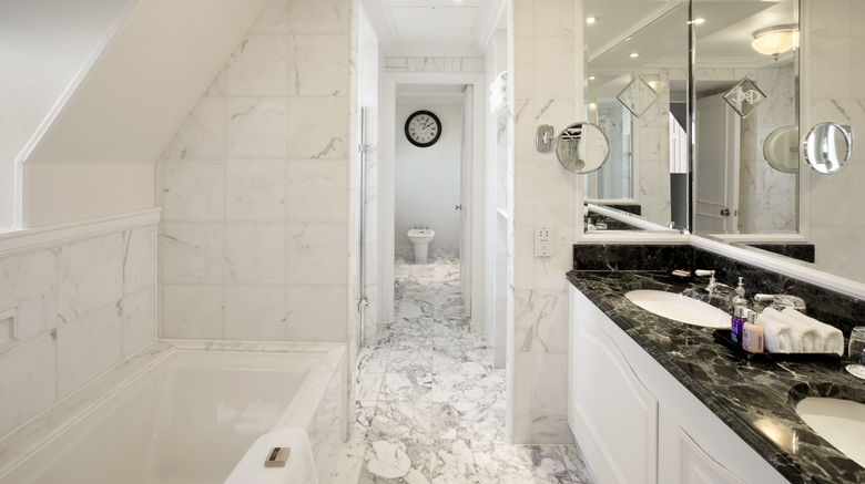 <b>The Landmark London Suite</b>. Images powered by <a href="https://www.leonardoworldwide.com/" title="Leonardo Worldwide" target="_blank">Leonardo</a>.