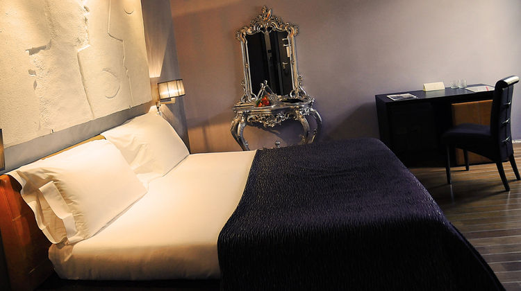 Borghese Palace Art Hotel Room
