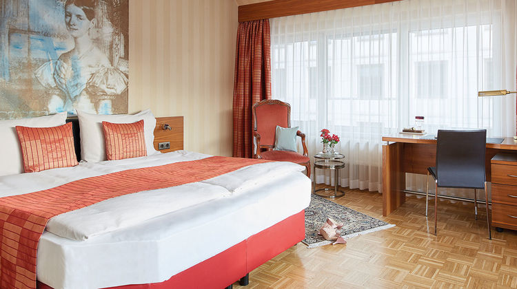 Livinghotel an der Oper Room