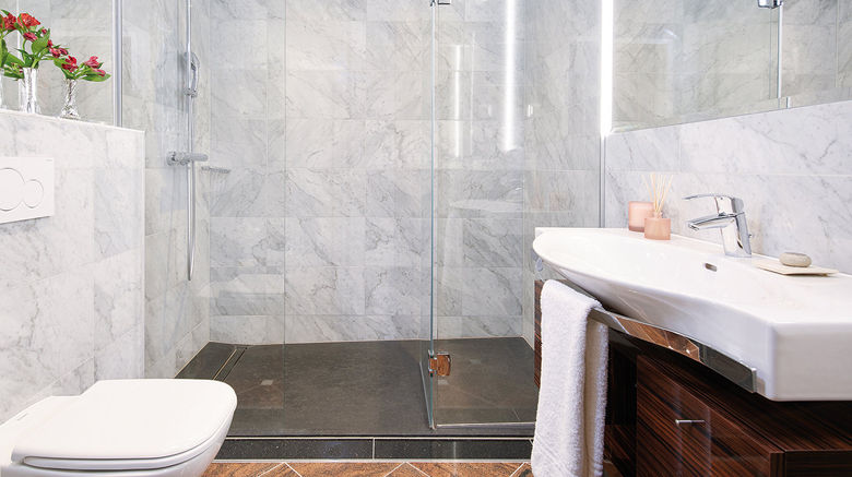 <b>Livinghotel an der Oper Room</b>. Images powered by <a href="https://www.leonardoworldwide.com/" title="Leonardo Worldwide" target="_blank">Leonardo</a>.