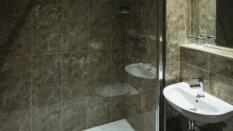 <b>The Enniskillen Hotel Room</b>. Images powered by <a href="https://www.leonardoworldwide.com/" title="Leonardo Worldwide" target="_blank">Leonardo</a>.