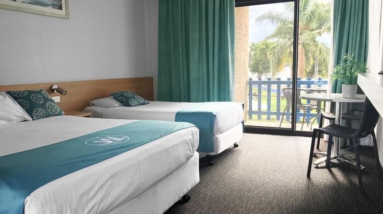 Mariners on the Waterfront Room