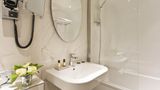 <b>Hotel Longchamp Elysees Room</b>. Images powered by <a href="https://www.leonardoworldwide.com/" title="Leonardo Worldwide" target="_blank">Leonardo</a>.