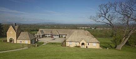 The Fish Hotel at Farncombe Estate Exterior