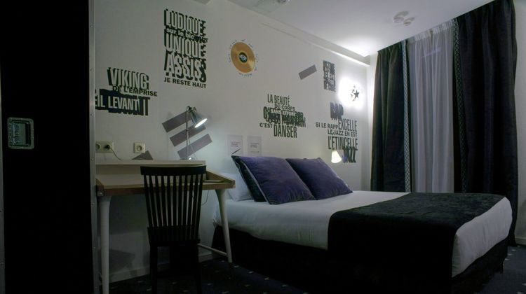 Hotel du Triangle d'Or Room