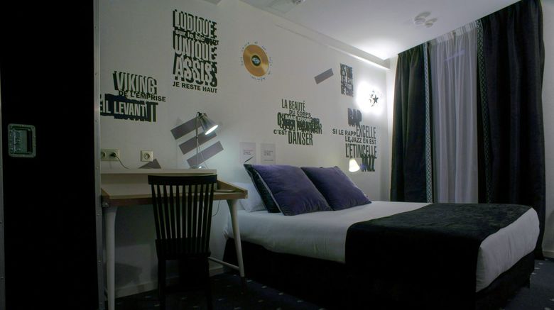 <b>Hotel du Triangle d'Or Room</b>. Images powered by <a href="https://www.leonardoworldwide.com/" title="Leonardo Worldwide" target="_blank">Leonardo</a>.