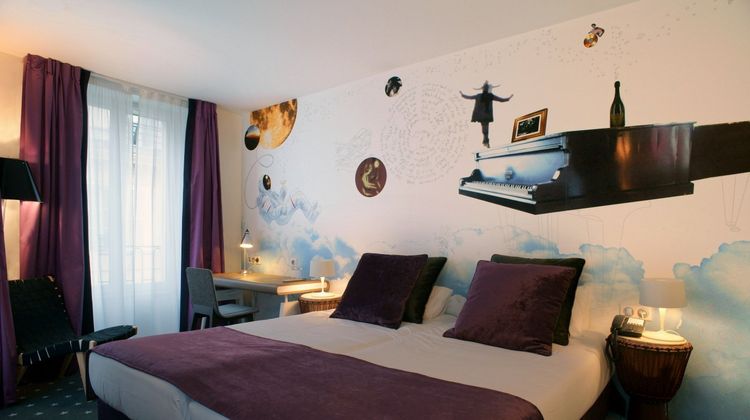 Hotel du Triangle d'Or Room
