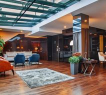 Saint Ten Hotel Room