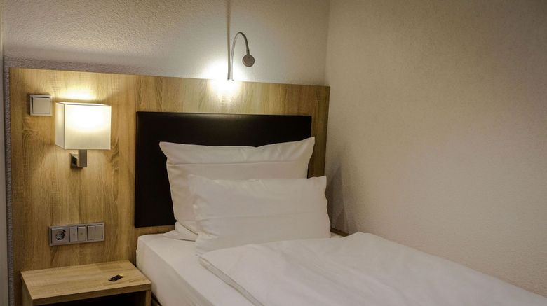 <b>Go2Bed Hotel Room</b>. Images powered by <a href="https://www.leonardoworldwide.com/" title="Leonardo Worldwide" target="_blank">Leonardo</a>.