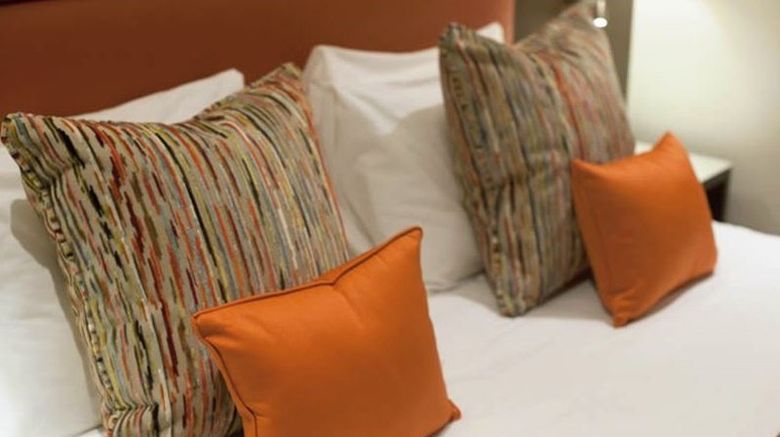 <b>St George's Hotel Wembley Room</b>. Images powered by <a href="https://www.leonardoworldwide.com/" title="Leonardo Worldwide" target="_blank">Leonardo</a>.