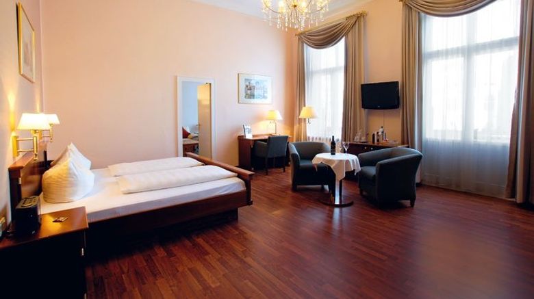 Hotel Deutsches Haus Room. Images powered by <a href="https://www.leonardoworldwide.com" target="_blank" rel="noopener">Leonardo</a>.