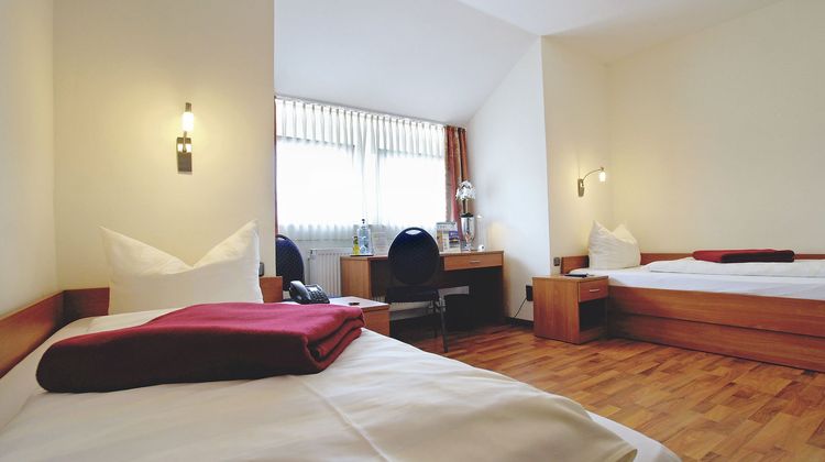 Hotel Deutsches Haus Room