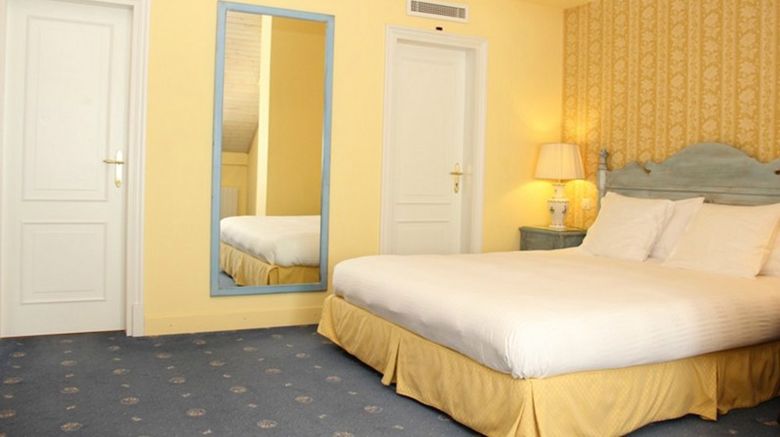 <b>Hotel La Barcarolle Room</b>. Images powered by <a href="https://www.leonardoworldwide.com/" title="Leonardo Worldwide" target="_blank">Leonardo</a>.