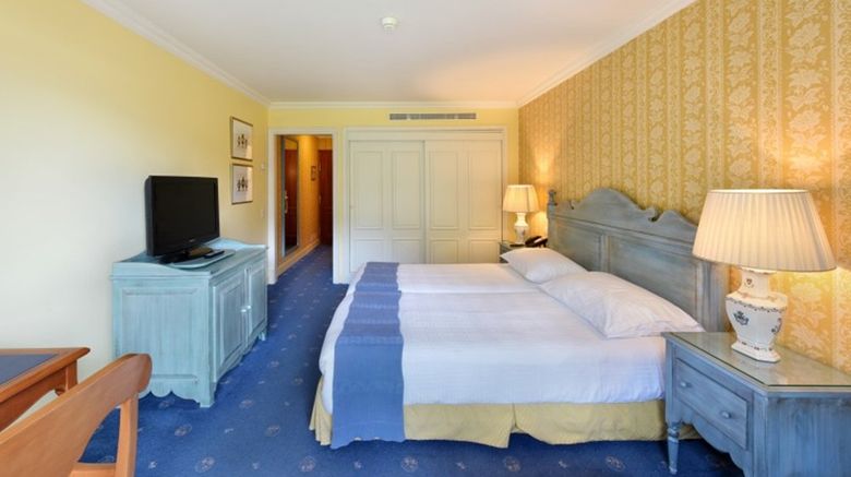 <b>Hotel La Barcarolle Room</b>. Images powered by <a href="https://www.leonardoworldwide.com/" title="Leonardo Worldwide" target="_blank">Leonardo</a>.