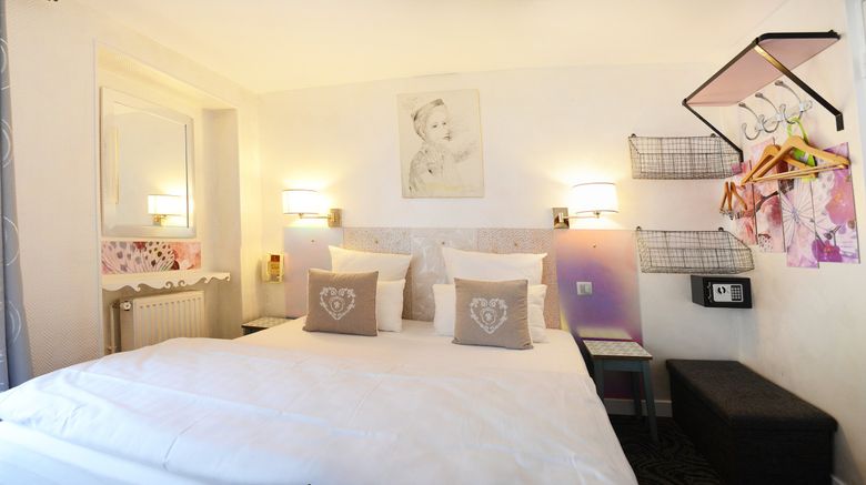<b>Malar Hotel Room</b>. Images powered by <a href="https://www.leonardoworldwide.com/" title="Leonardo Worldwide" target="_blank">Leonardo</a>.