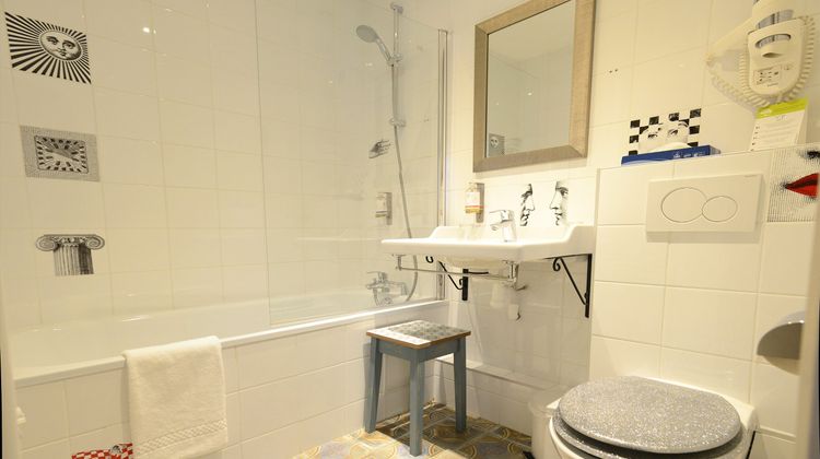 Malar Hotel Room