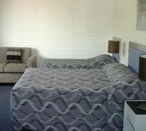 Dalby Manor Motor Inn Room
