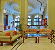 The Gateway Hotel Ganges Varanasi Lobby