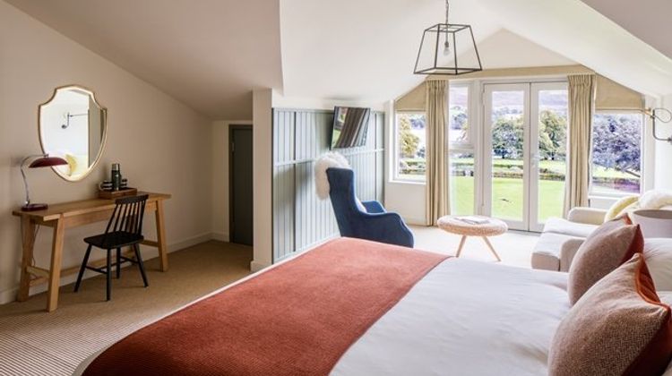 Another Place, The Lake Suite