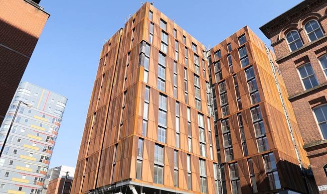 Quay Apartments Manchester Exterior