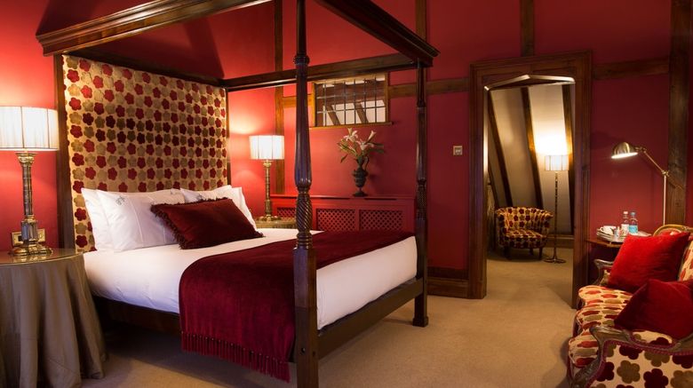 <b>The Priory Hotel Suite</b>. Images powered by <a href="https://www.leonardoworldwide.com/" title="Leonardo Worldwide" target="_blank">Leonardo</a>.
