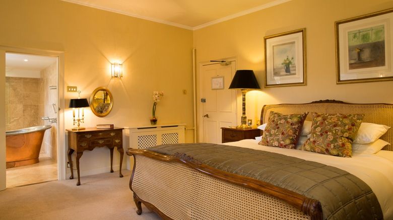 <b>The Priory Hotel Suite</b>. Images powered by <a href="https://www.leonardoworldwide.com/" title="Leonardo Worldwide" target="_blank">Leonardo</a>.