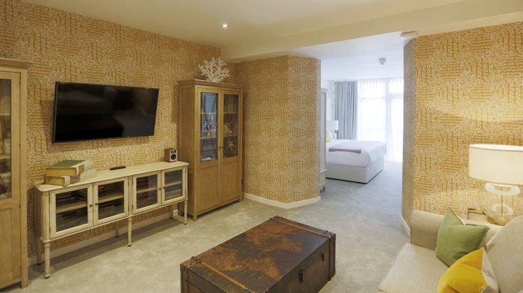 Nira Caledonia Suite