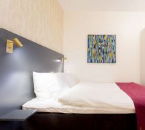 ApartDirect Linkoping Arena Room