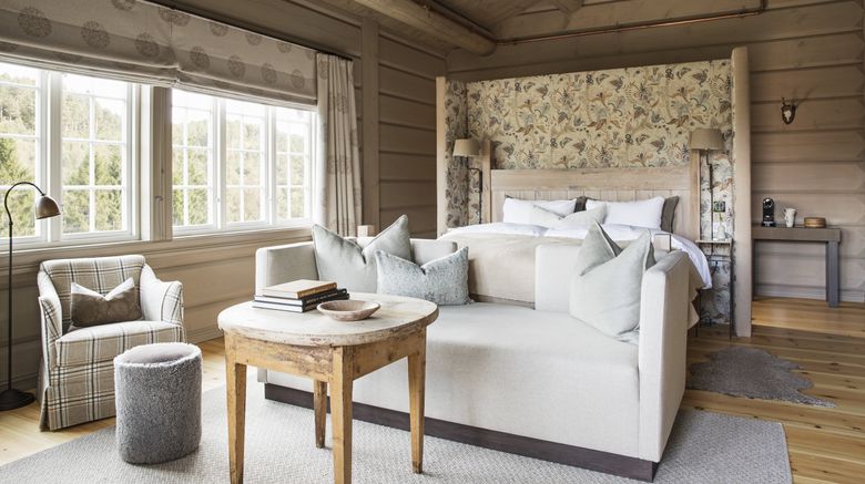 <b>Storfjord Hotel Suite</b>. Images powered by <a href="https://www.leonardoworldwide.com/" title="Leonardo Worldwide" target="_blank">Leonardo</a>.