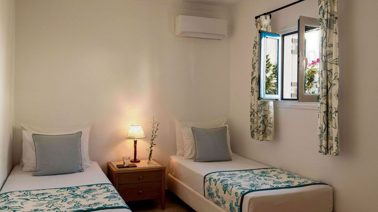 <b>Silver Beach Hotel Room</b>. Images powered by <a href="https://www.leonardoworldwide.com/" title="Leonardo Worldwide" target="_blank">Leonardo</a>.