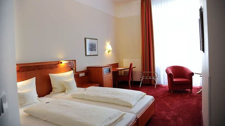 Hotel Beethoven Room