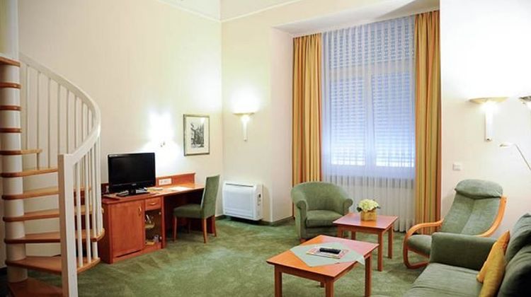 Hotel Beethoven Room