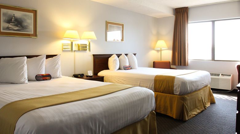 <b>Clover Island Inn Room</b>. Images powered by <a href="https://www.leonardoworldwide.com/" title="Leonardo Worldwide" target="_blank">Leonardo</a>.