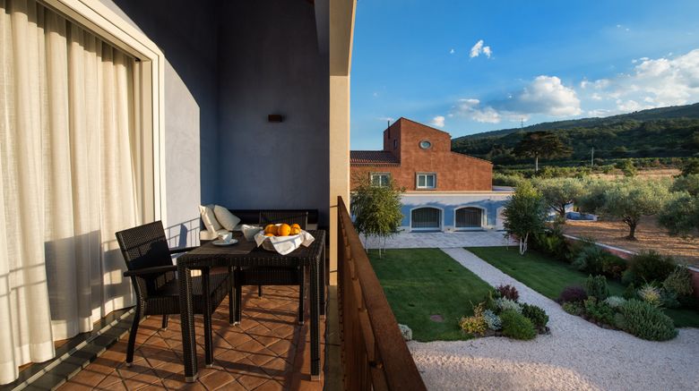 <b>Villa Neri Resort & Spa, Linguaglossa Lobby</b>. Images powered by <a href="https://www.leonardoworldwide.com/" title="Leonardo Worldwide" target="_blank">Leonardo</a>.