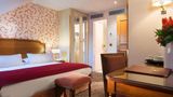 <b>Queen Mary Hotel Room</b>. Images powered by <a href="https://www.leonardoworldwide.com/" title="Leonardo Worldwide" target="_blank">Leonardo</a>.