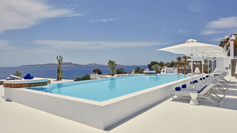 <b>Katikies Mykonos Pool</b>. Images powered by <a href="https://www.leonardoworldwide.com/" title="Leonardo Worldwide" target="_blank">Leonardo</a>.