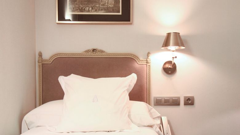 <b>Hotel Meninas Lobby</b>. Images powered by <a href="https://www.leonardoworldwide.com/" title="Leonardo Worldwide" target="_blank">Leonardo</a>.