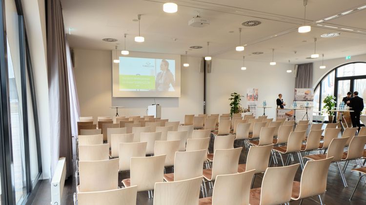 Tobbaccon Hotel Meeting