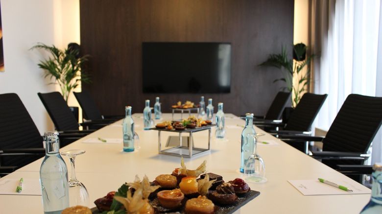 <b>Tobbaccon Hotel Meeting</b>. Images powered by <a href="https://www.leonardoworldwide.com/" title="Leonardo Worldwide" target="_blank">Leonardo</a>.